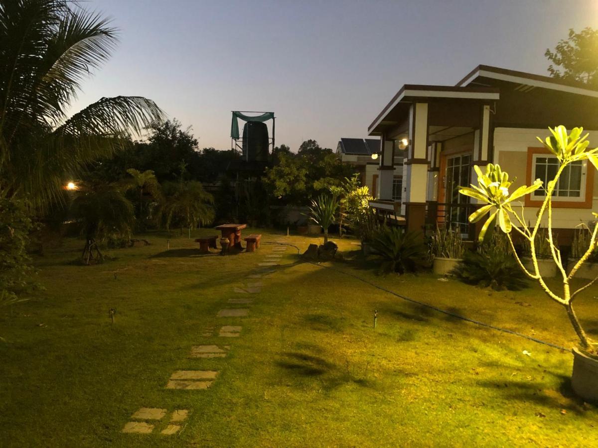 มุกดาสวรรค์ รีสอร์ท - Mukda Sawan Resort Mukdahan Eksteriør billede